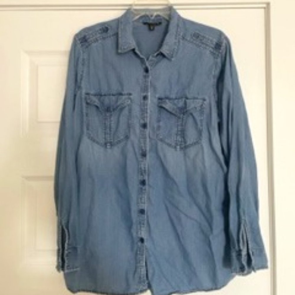 XL Express Chambray Button Down Top